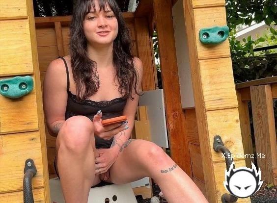 Amateurs - Step-Sis Cant Stop Squirting (2026/HouseholdFantasy.com/OnlyFans.com/FullHD)