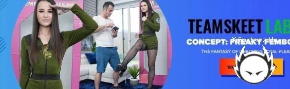 Liz Jordan - Concept Freaky Fembot 3 (2022/TeamSkeetLabs.com/TeamSkeet.com/SD)