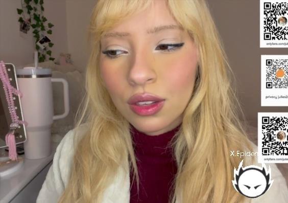 Julie Oliver - Julie Oliver - Erotic Story With The Teacher (2026/PornhubPremium.com/OnlyFans.com/FullHD)