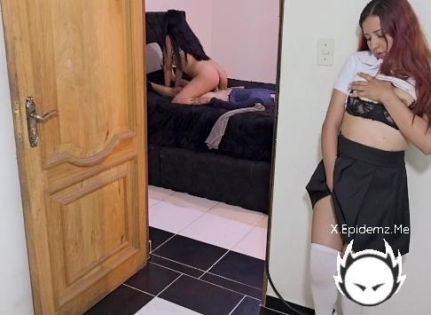 Dollbabybell - I Come Back From Class And Find My Stepfather Fucking The Employee (2026/PornhubPremium.com/OnlyFans.com/FullHD)